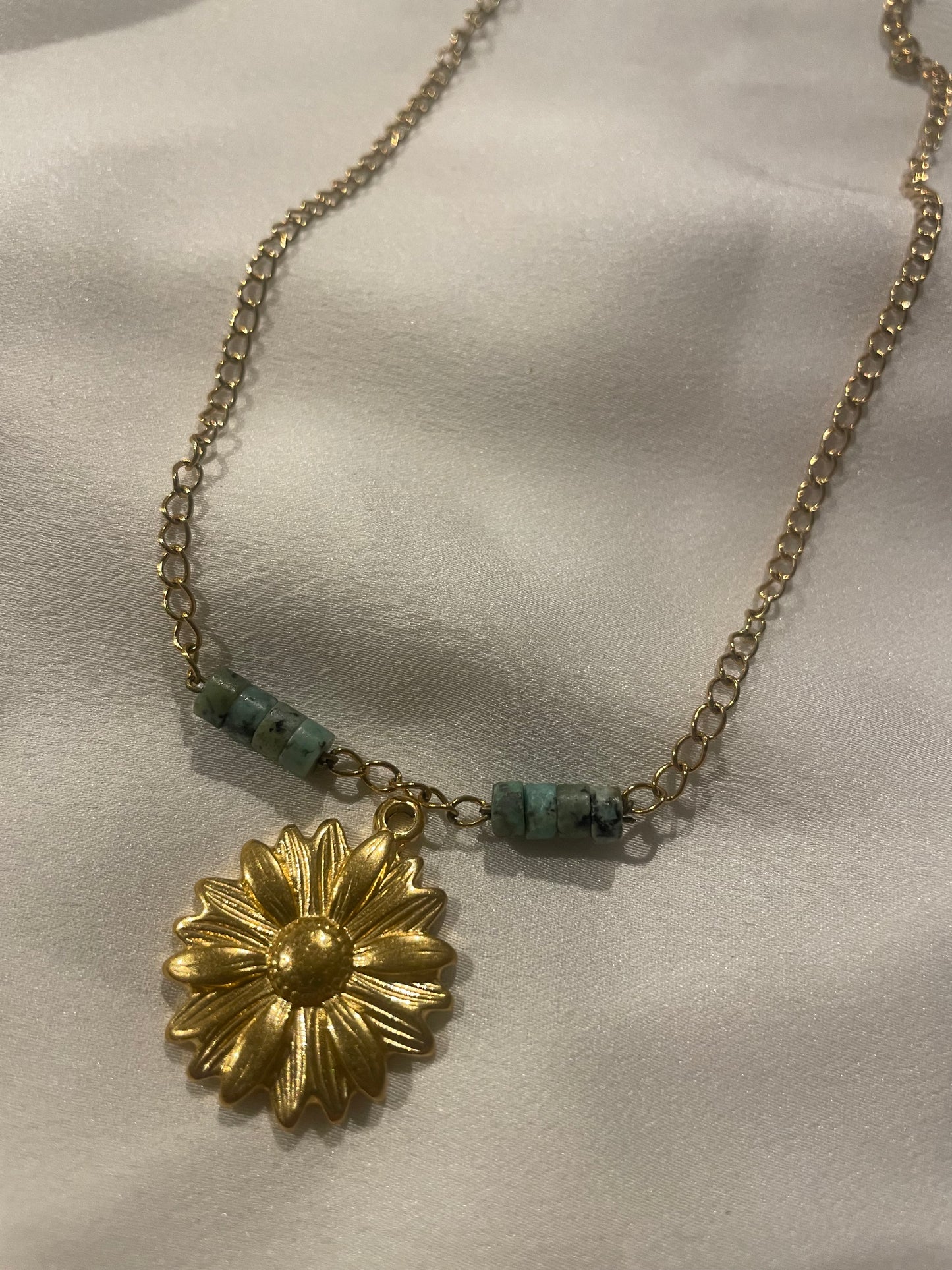 Chaîne 1 pendentif à personnaliser Adama