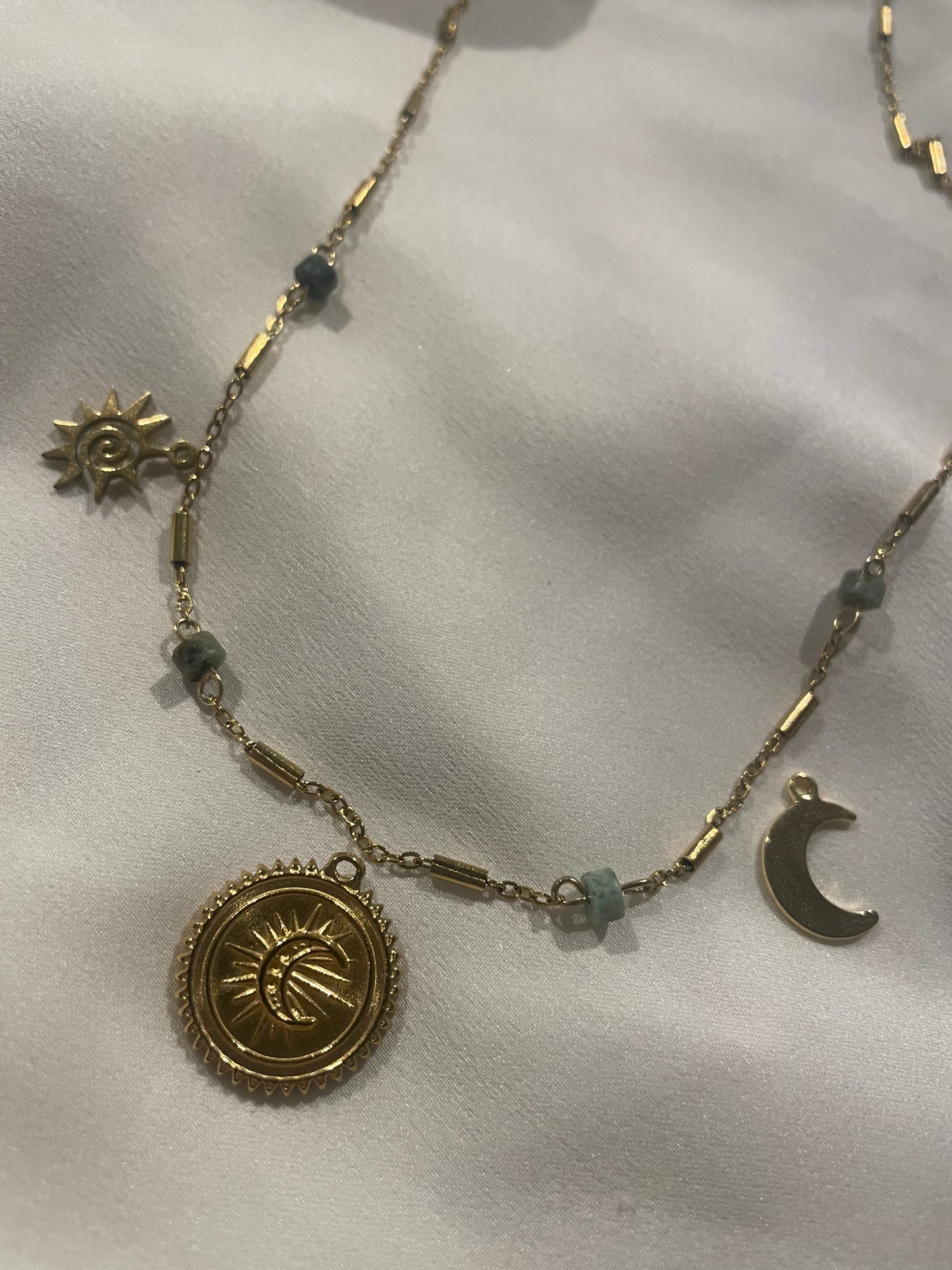 Chaîne 3 pendentifs à personnaliser Sol vert