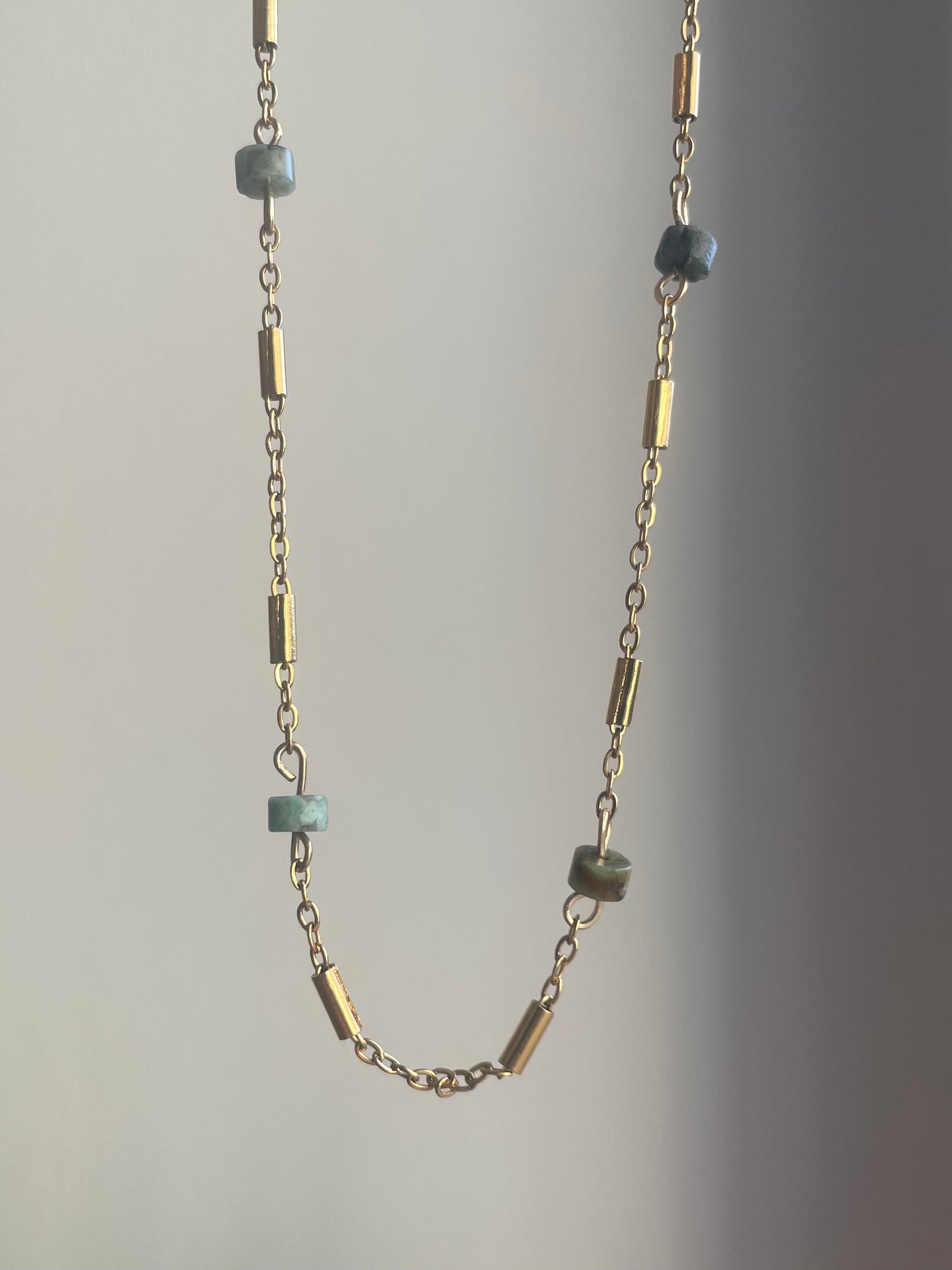 Chaîne 3 pendentifs à personnaliser Sol vert