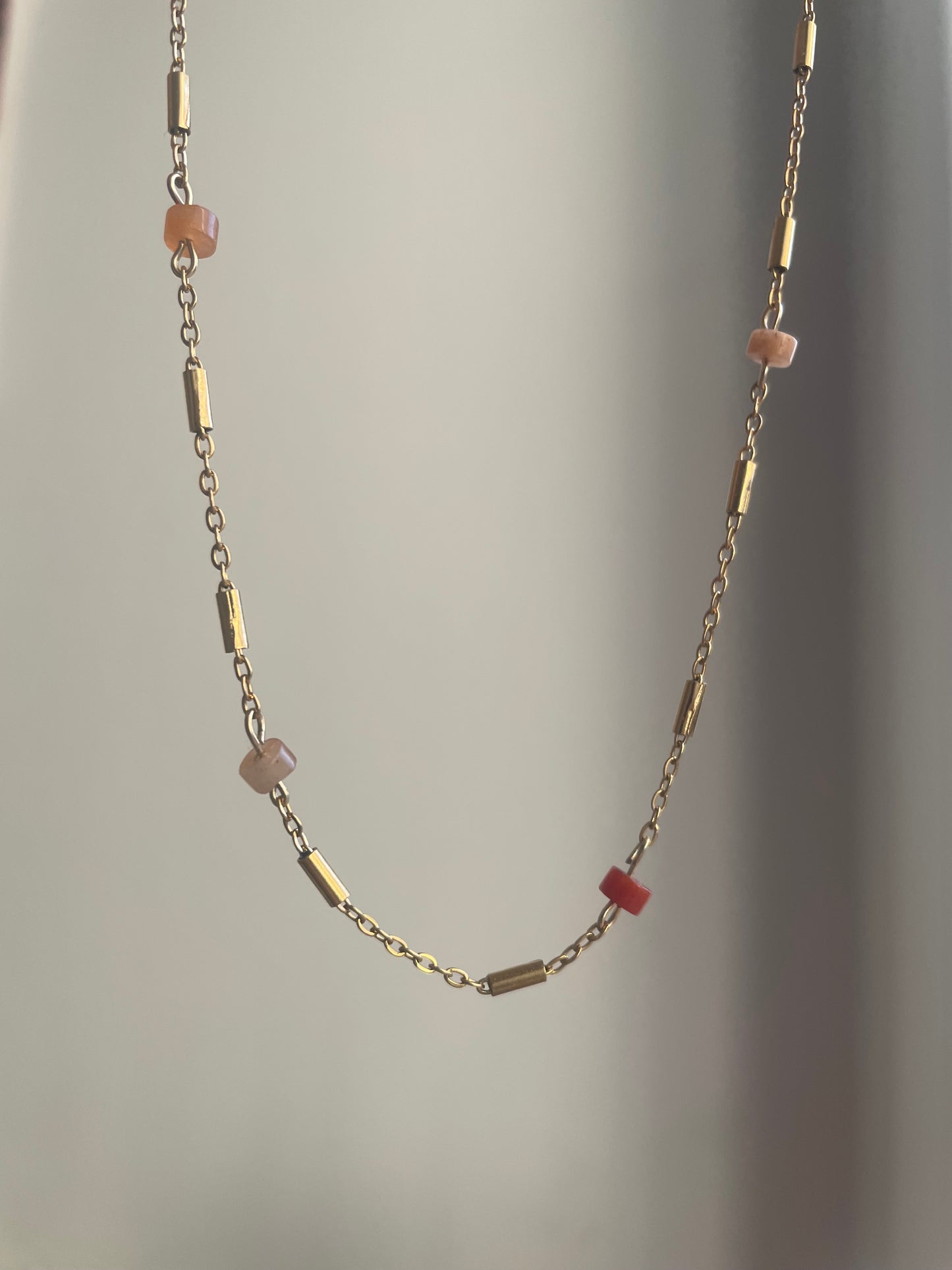 Chaîne 3 pendentifs à personnaliser Sol rouge